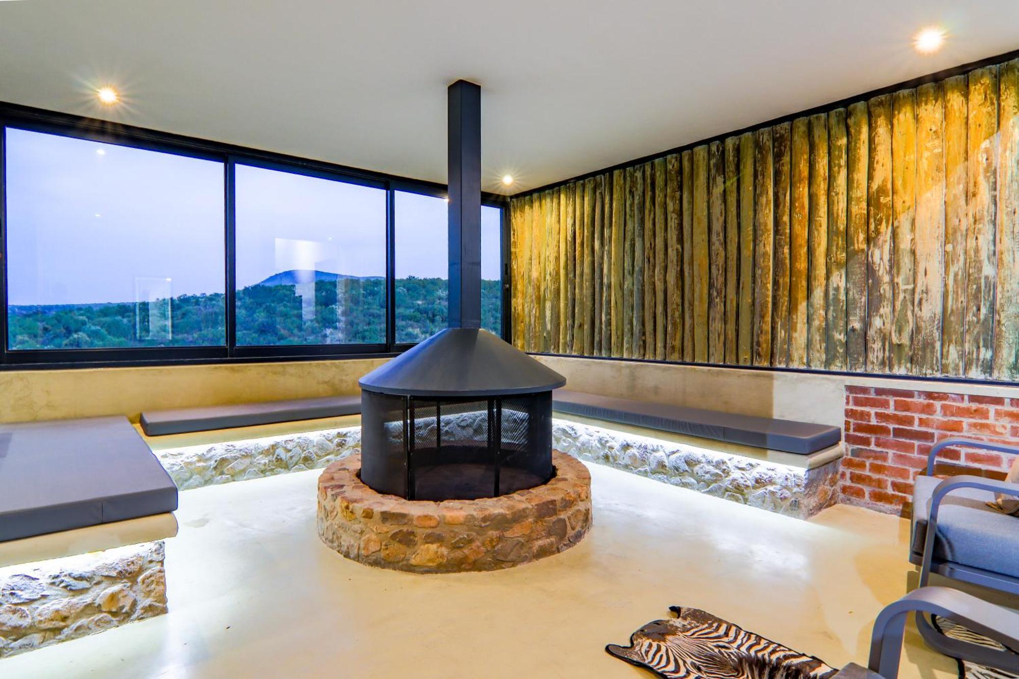Cliffhanger Lodge Mabula Game Reserve Luaran gambar